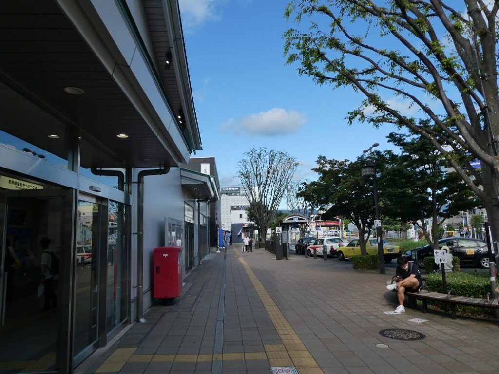 三島駅 南口の風景（タクシー乗場）