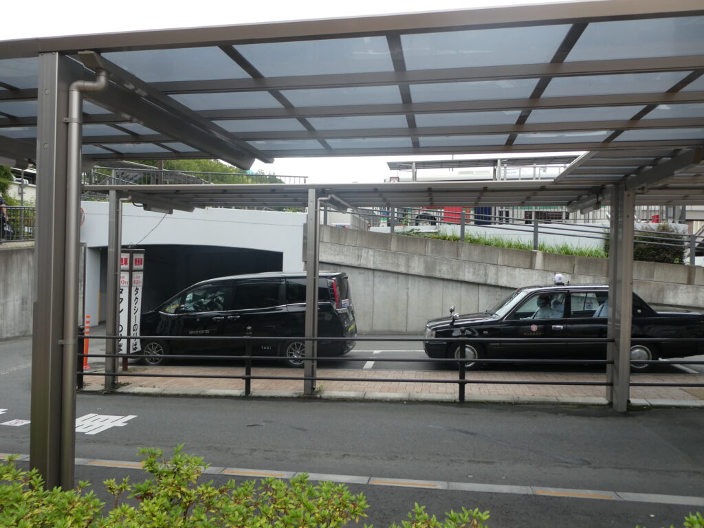 JR熱海駅タクシー乗り場