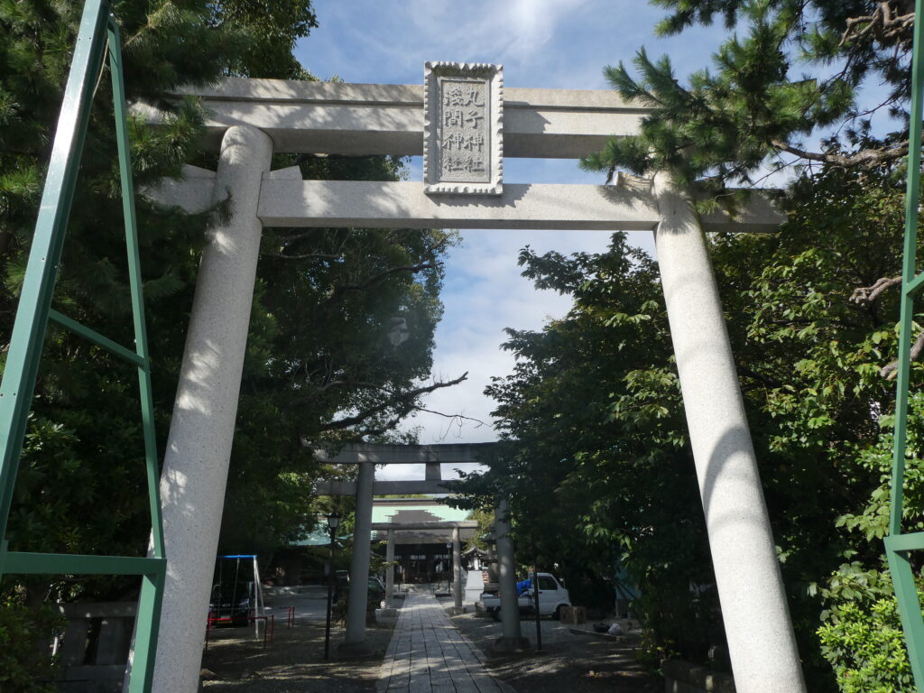 丸子浅間神社（沼津）の鳥居